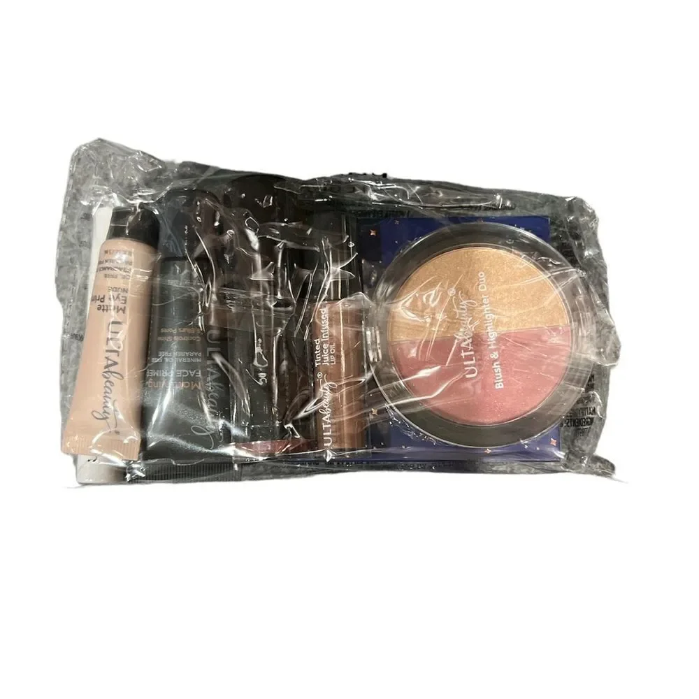 Ulta‎ beauty Green Velvet Makeup Gift bag D7